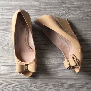 Vince Camuto Wedges Size 10